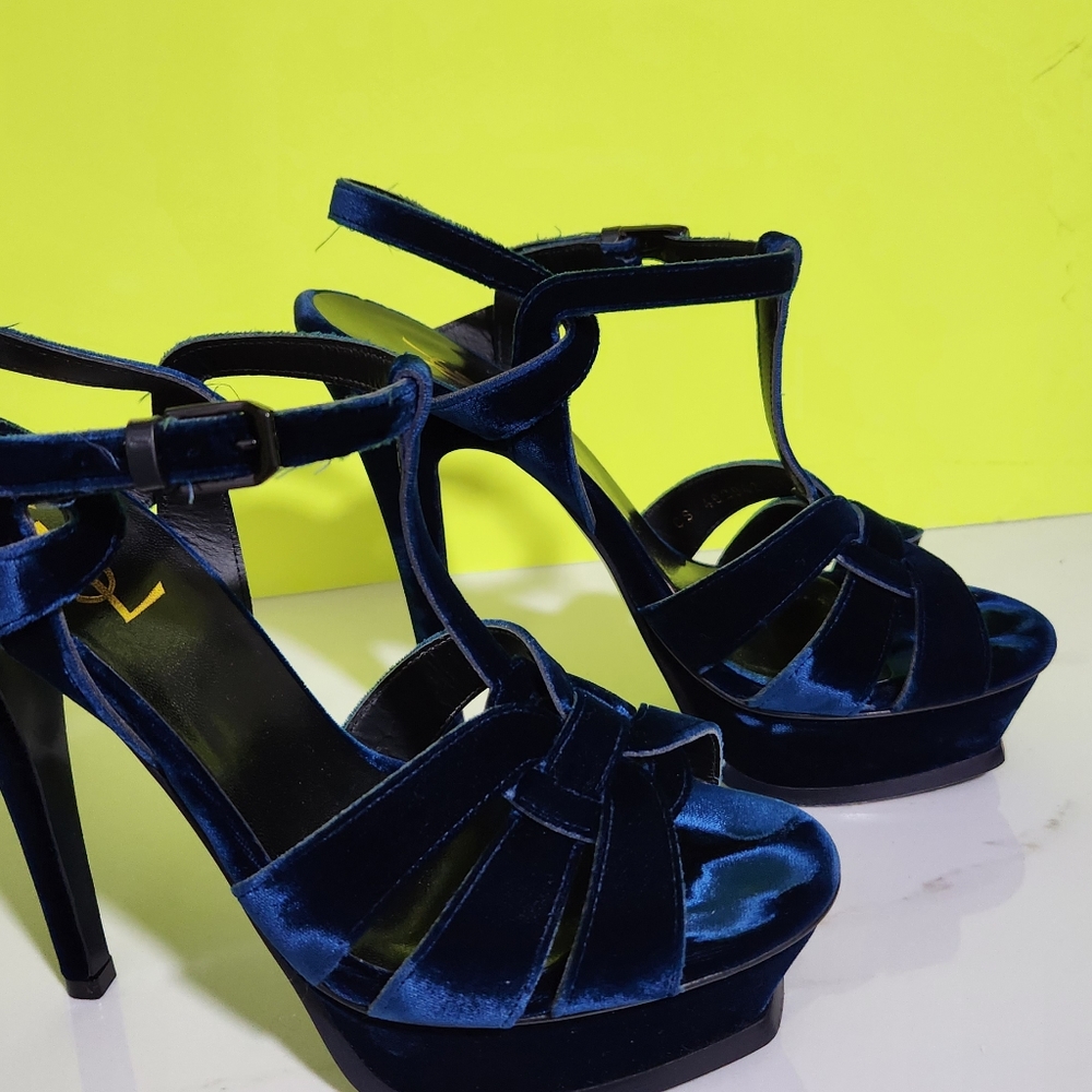 Yves Saint laurent